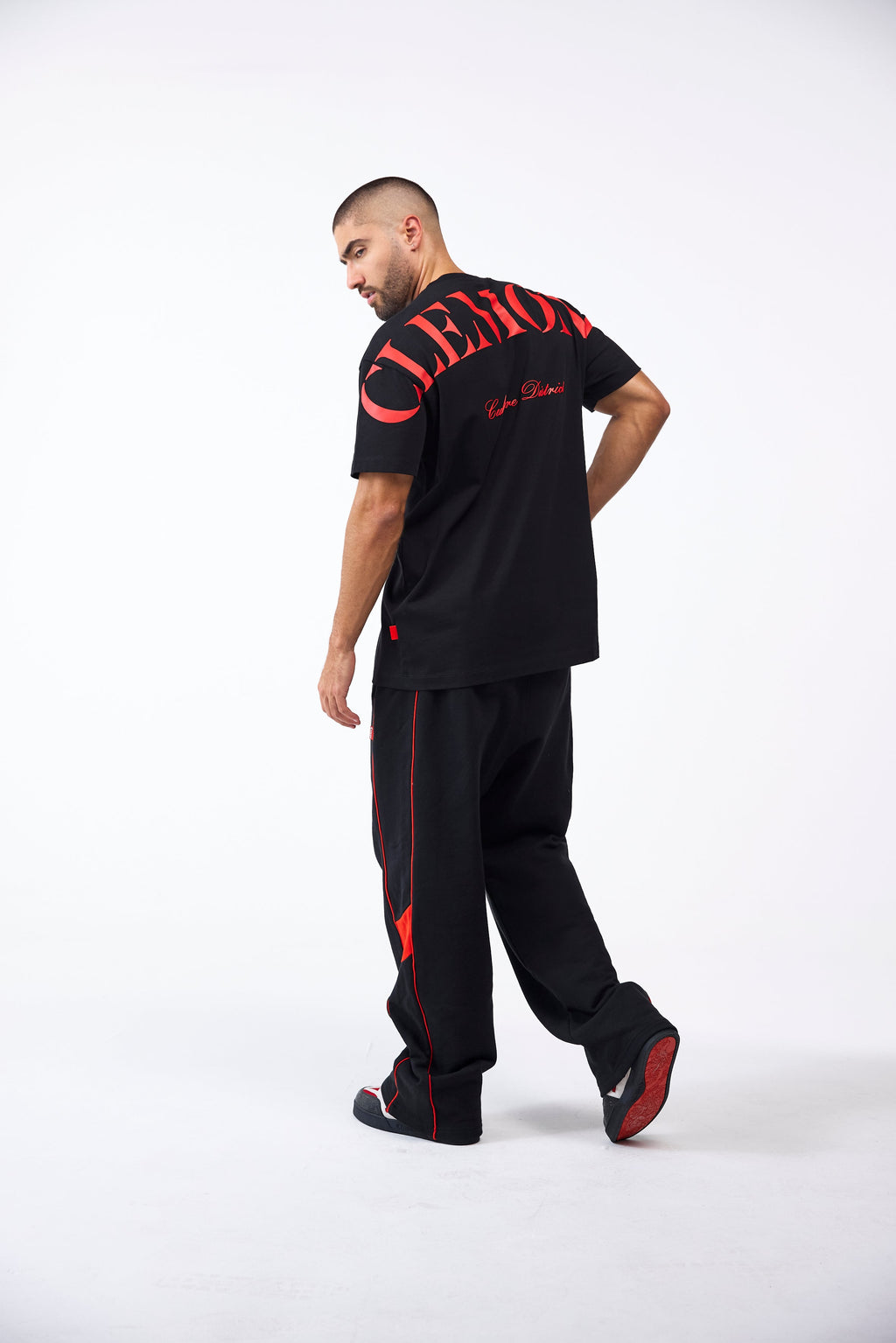 CAMISETA MASCULINO SINTESI NEGRO CLEMONT