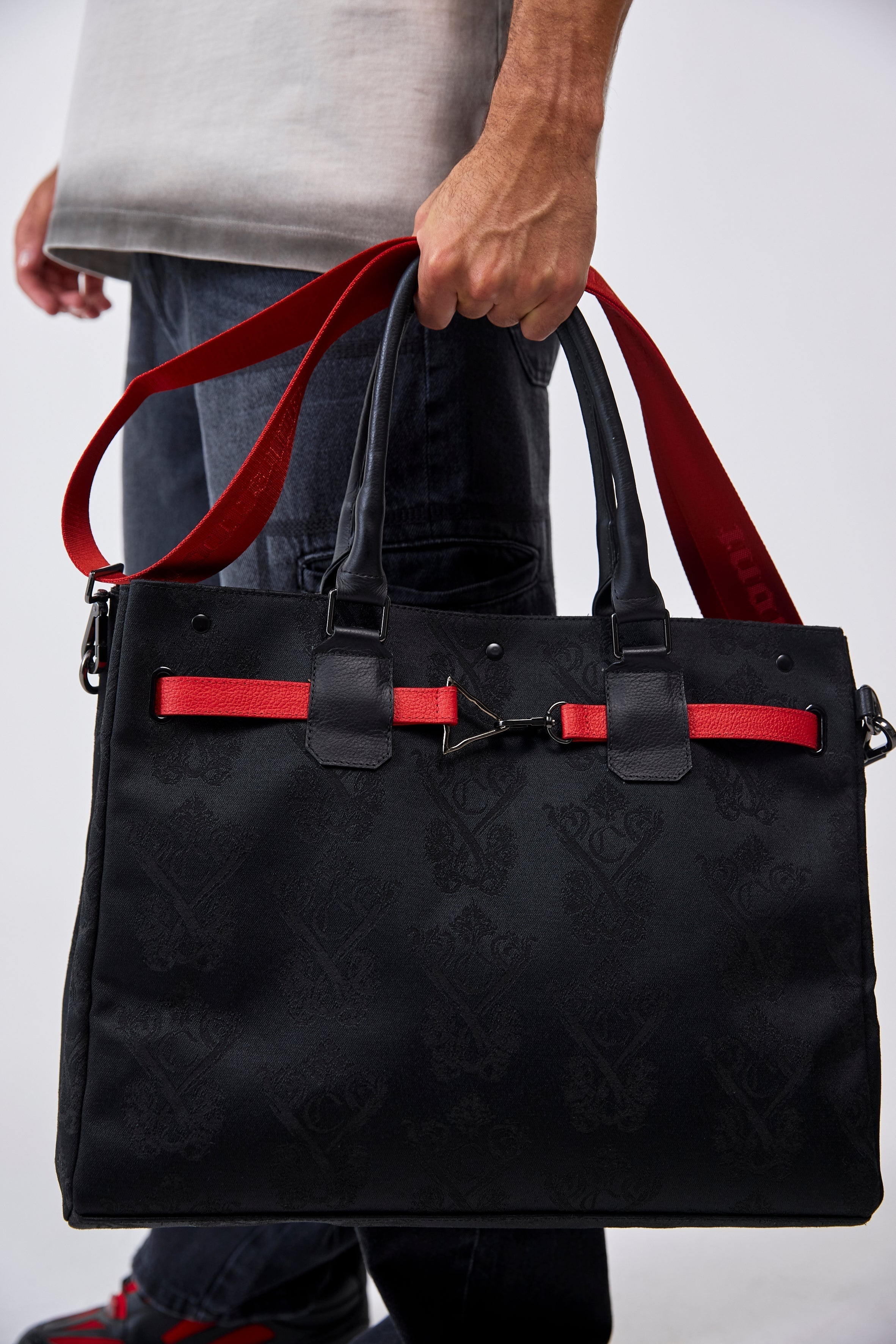 BOLSO ACCESORIO TESCHIO NEGRO CLEMONT