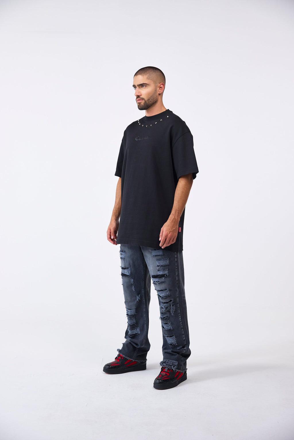 CAMISETA OVERSIZED MASCULINO METAMORFOSI NEGRO CLEMONT