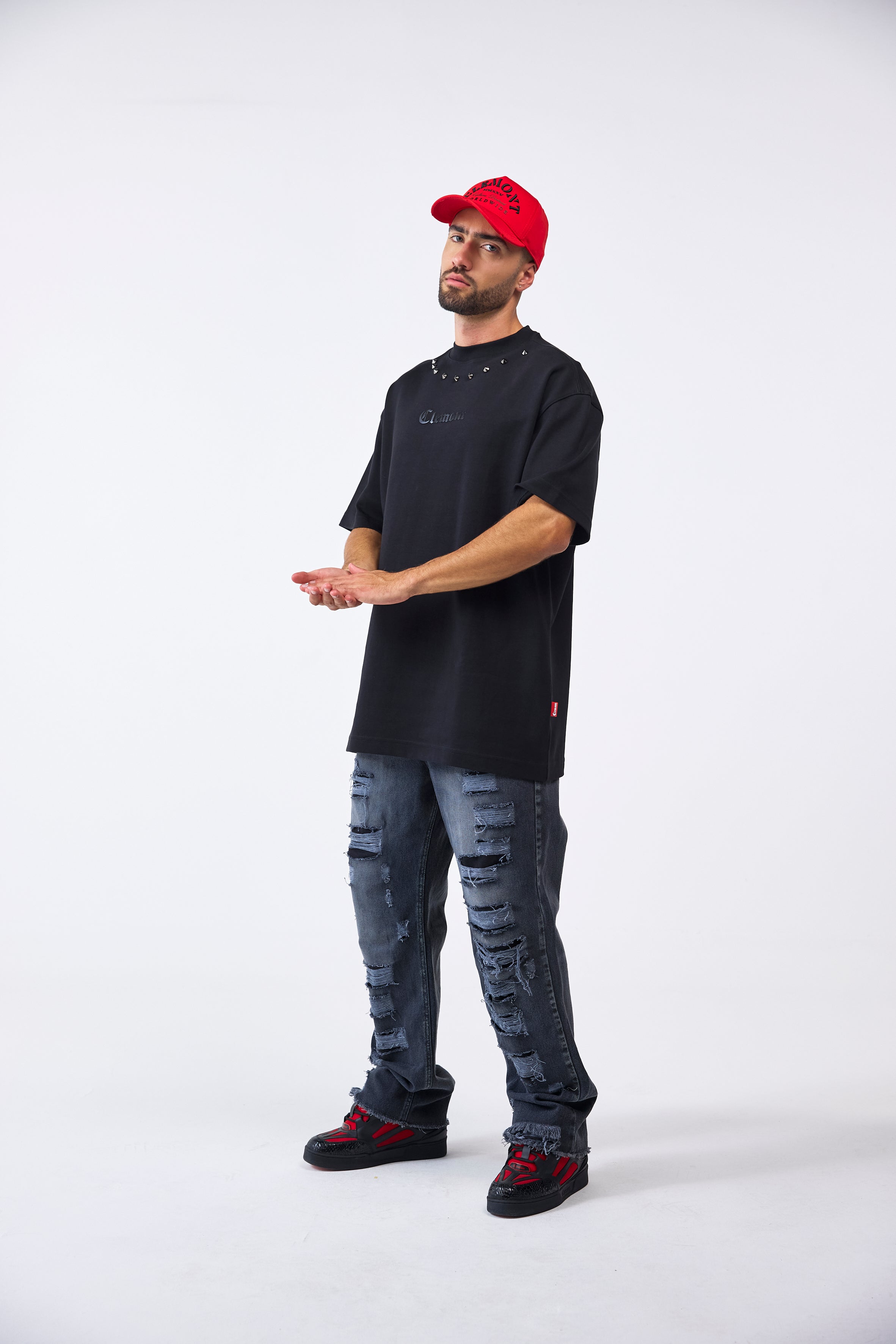 CAMISETA OVERSIZED MASCULINO METAMORFOSI NEGRO CLEMONT