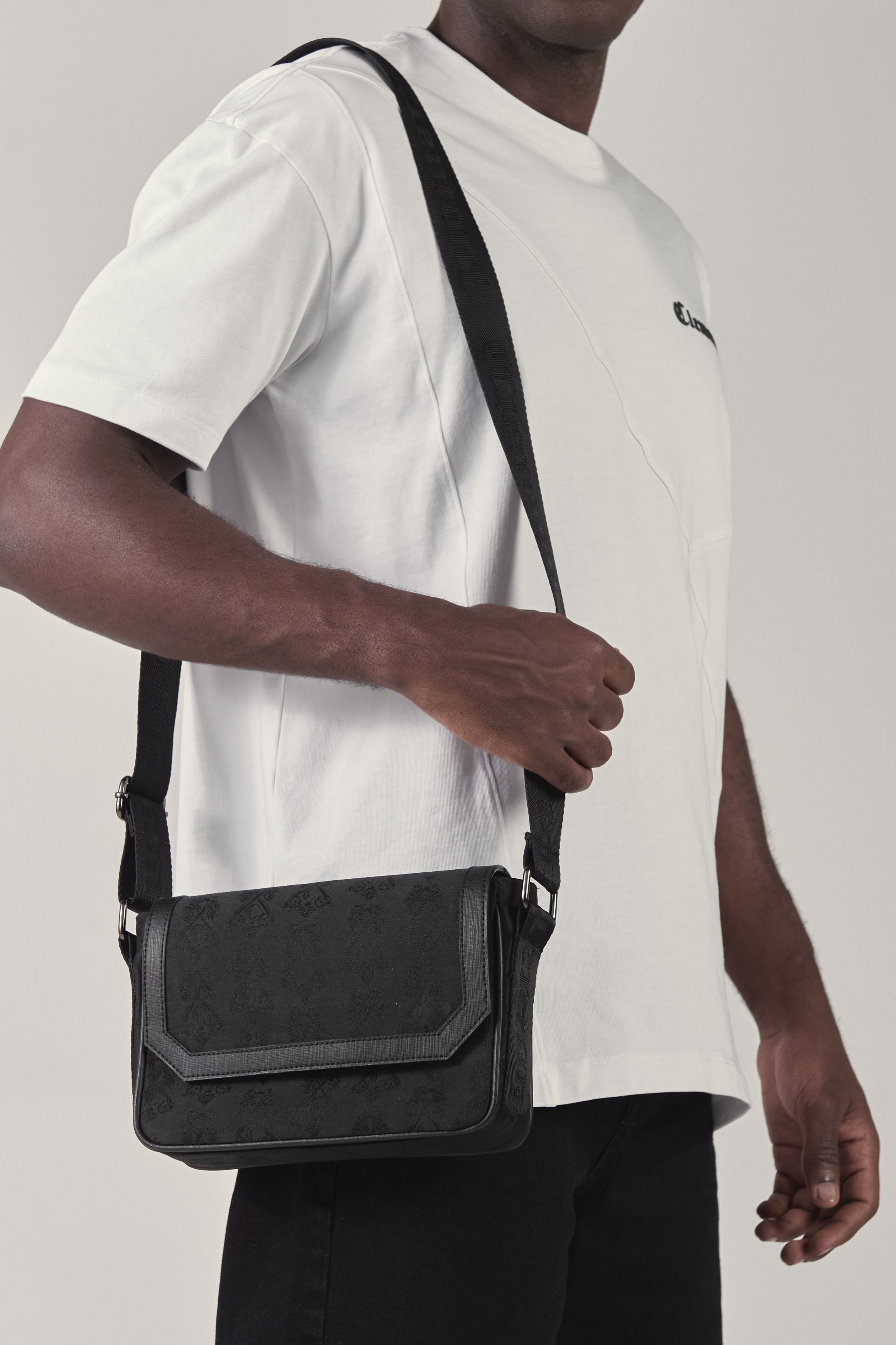 BOLSO ELISSO NEGRO CLEMONT