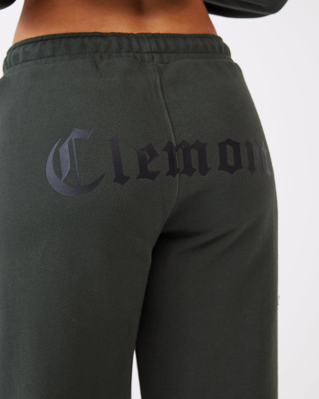 JOGGER SHORTS DUBBIO   VERDE CLEMONT